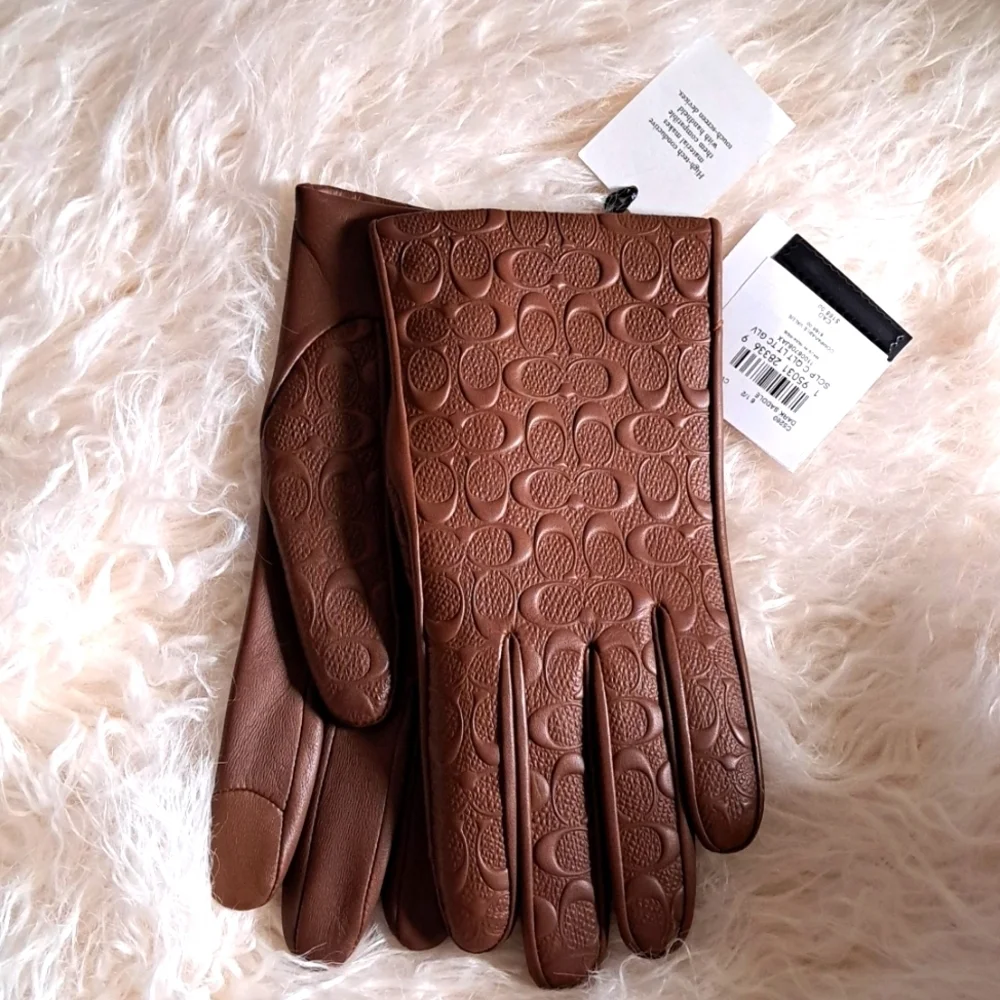 Coach NWTs Signature Leather Tech Gloves Size 6 1/2